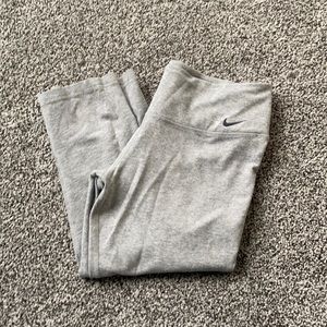 Nike workout capris